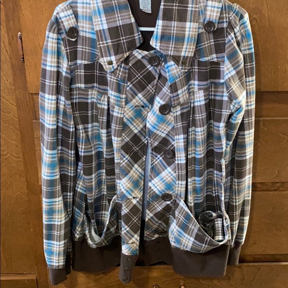 Women’s sweater jacket